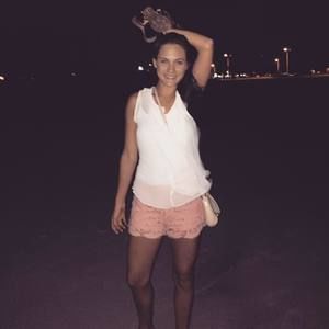 Meet your Posher, Hillary