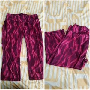 Pink and purple 3/4 yoga pants. L