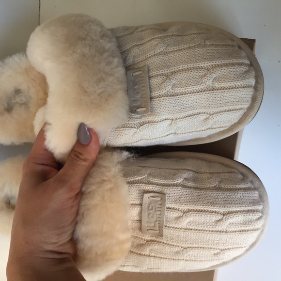 Ugg authentic cozy knit cream slippers Sz 12 new - Picture 3 of 4