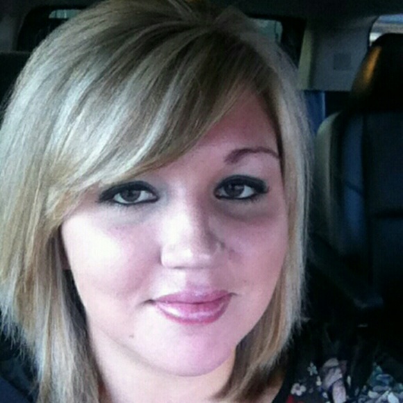 Meet your Posher, Shanna - Picture 1 of 1