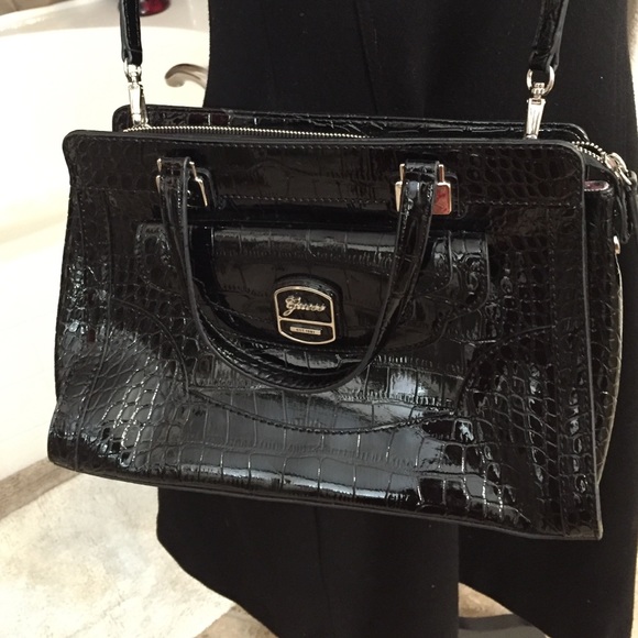 Guess Handbags - Guess NEW Black Patent Leather Zip Top Purse