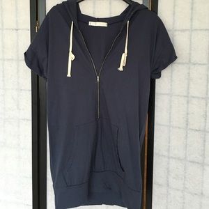 NWOT Chic Navy Sleeveless Long Hoodie