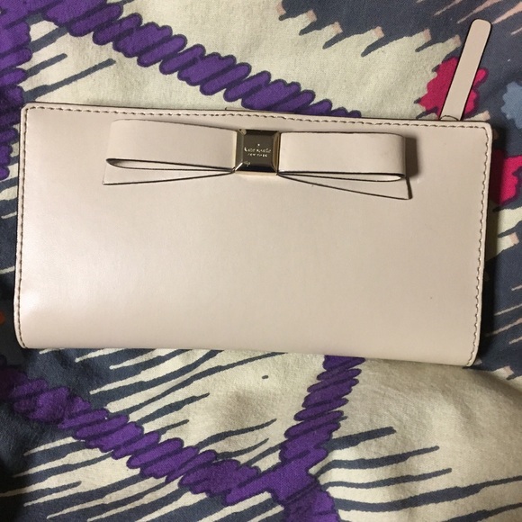 Kate Spade Cedar Street Stacy Wallet