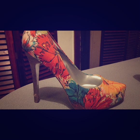 Jessica Simpson Pumps