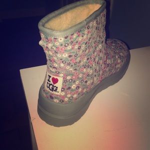 Never worn and special addition UGGS!