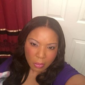 Meet your Posher, Tia