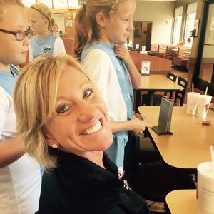 Meet your Posher, April