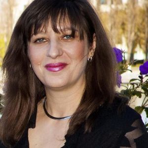 Meet your Posher, Alla