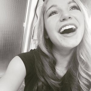 Meet your Posher, Amanda