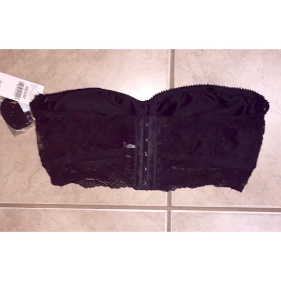 π«SOLDπ« Wet Seal lace padded bandeau - Picture 2 of 3