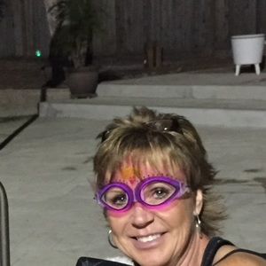 Meet your Posher, Cheryl