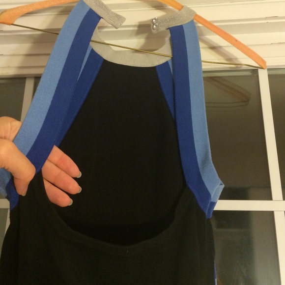 Black bodycon halter dress. 🔥HOT - Picture 3 of 4