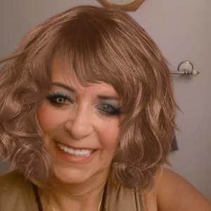 Meet your Posher, Deborah