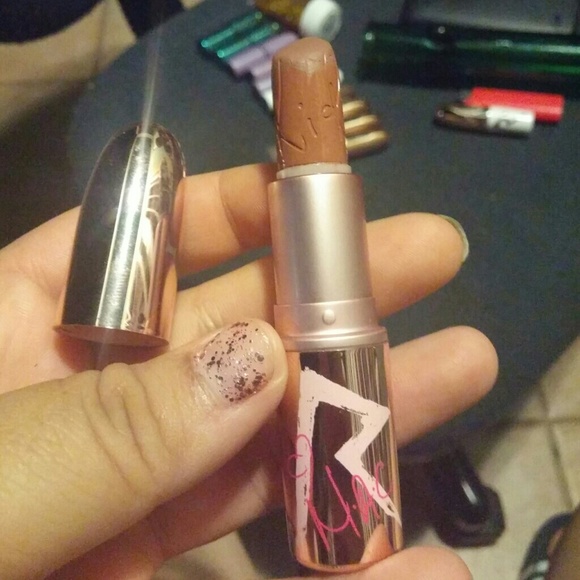 Nude mac