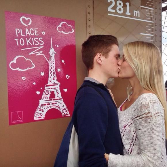 Meet your Posher, Hannah - Picture 1 of 1