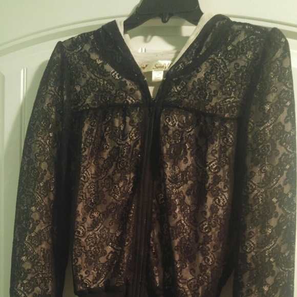 Nwot Black lace zip up jacket size m fully lined