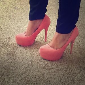 Salmon high heels