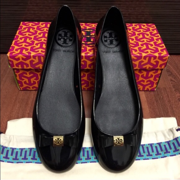 Authentic Tory Burch Black Jelly Flats