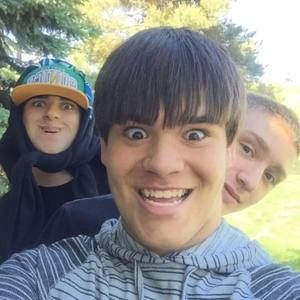 Meet your Posher, Eric