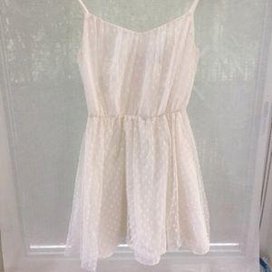 H &M white tulle dotted dress