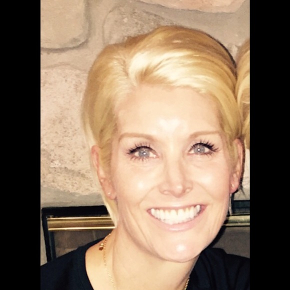 Meet your Posher, Melia - Picture 2 of 3