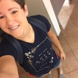 Meet your Posher, Caitlin