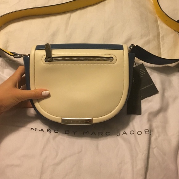 Sold 🙌🏾Marc by Marc Jacobs Luna cross body - Picture 3 of 4