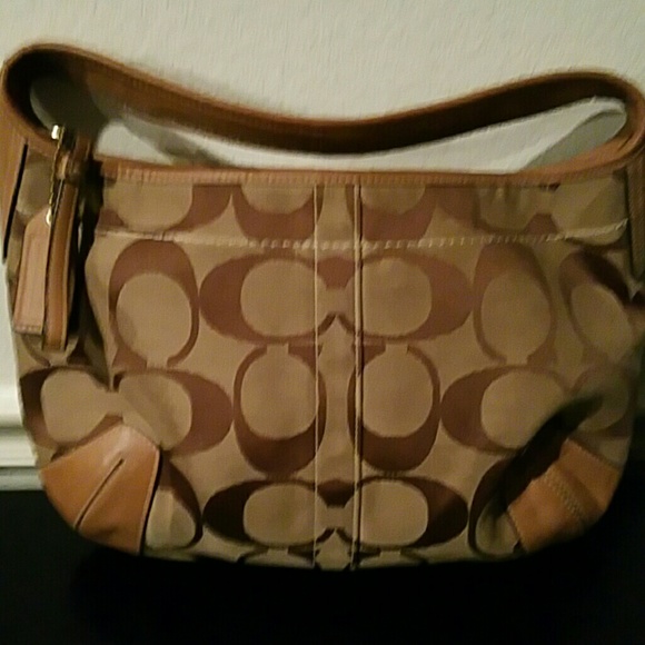 Coach Handbag - Picture 3 of 3