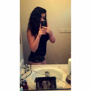 Meet your Posher, Violet