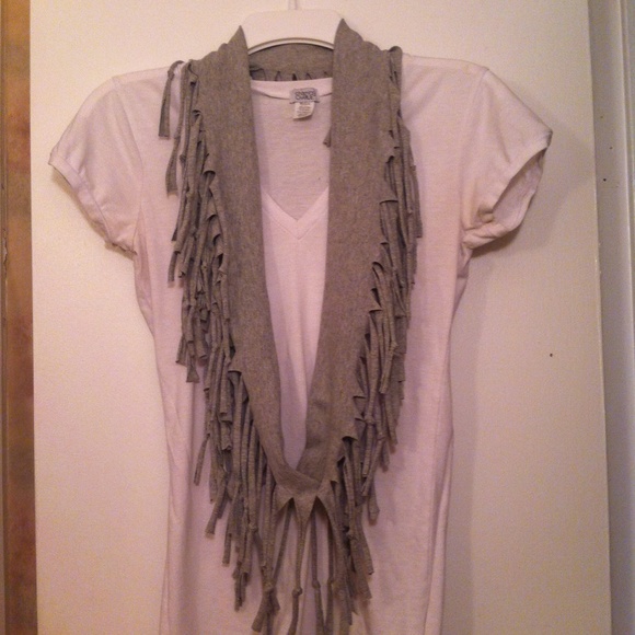 T-shirt scarf
