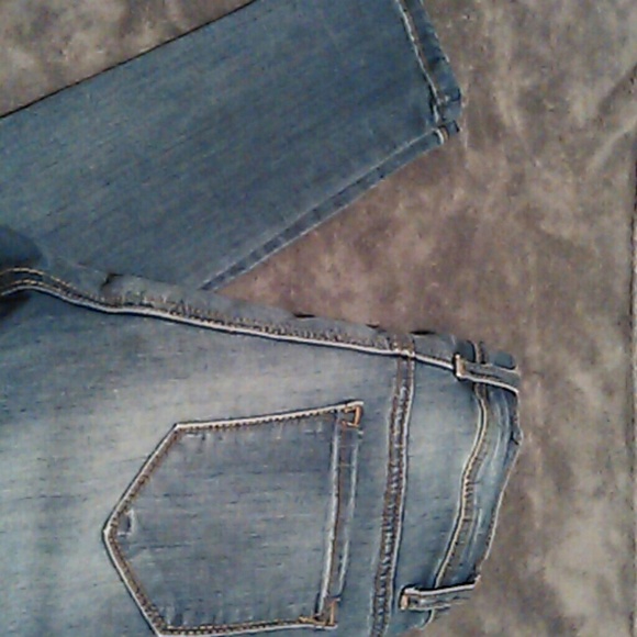 High wasted jeans