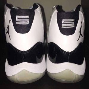 Jordan 11 concord sz 10