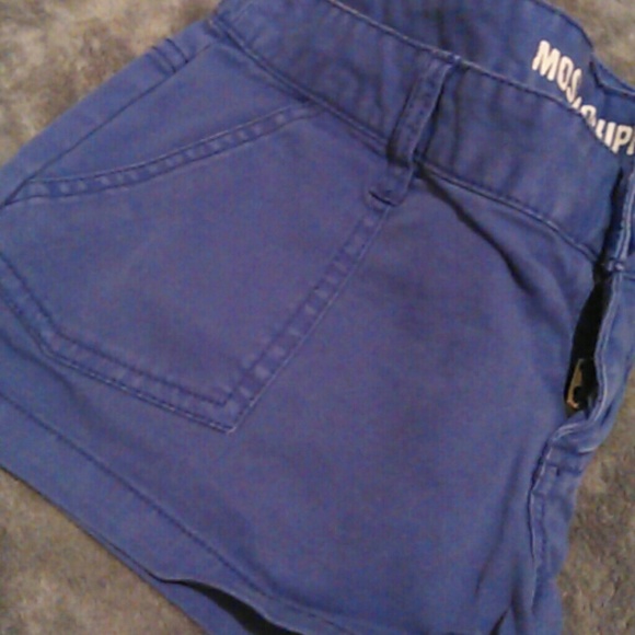 Shorts - Picture 2 of 2