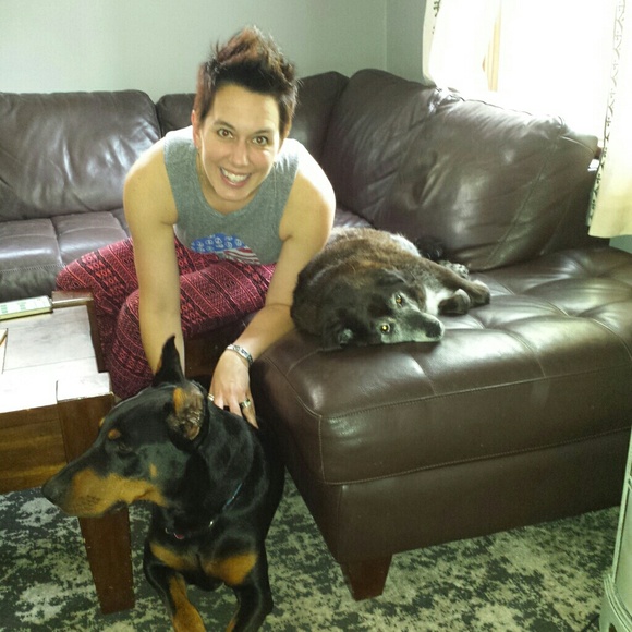 Meet your Posher, Kerri - Picture 2 of 4