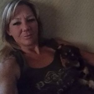 Meet your Posher, Tonya