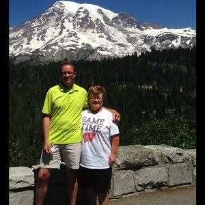 Meet your Posher, Debbie