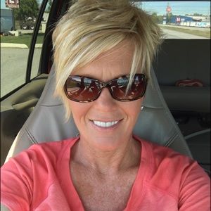 Meet your Posher, Staci