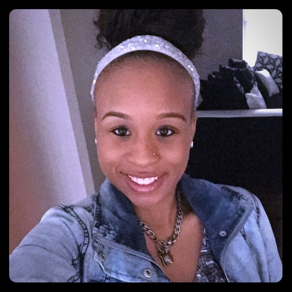 Meet your Posher, Alysha - Picture 1 of 1