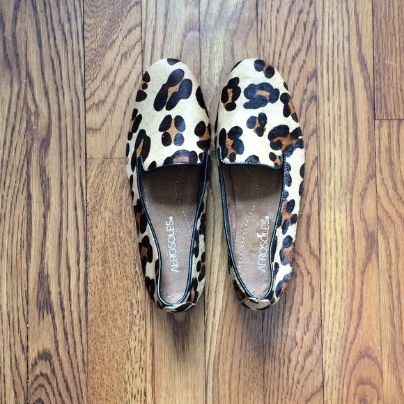 NWOT Calf Hair Flats 5.5