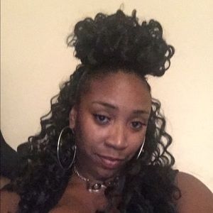 Meet your Posher, Lakiesha