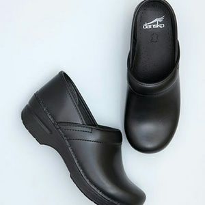 Black Leather Dansko