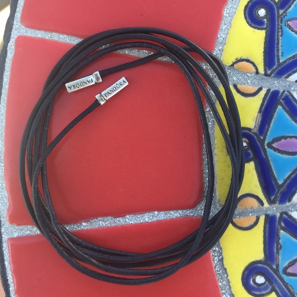 Pandora 38" Black leather cord with Sterling tips - Picture 3 of 4