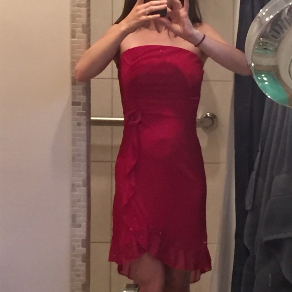 Lovely red dress - Picture 3 of 4