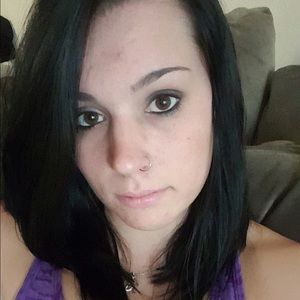 Meet your Posher, Dayna