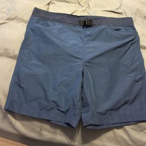 Banana Republic water resistant shorts. Size Large