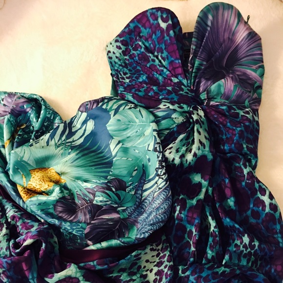 SOLD 🚫 FERRAGAMO gown NWT $5,700 retail - Picture 3 of 4