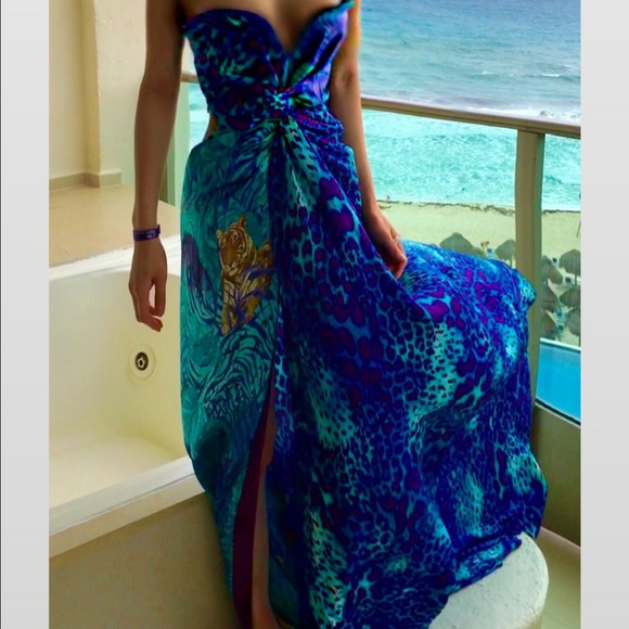 SOLD 🚫 FERRAGAMO gown NWT $5,700 retail - Picture 4 of 4