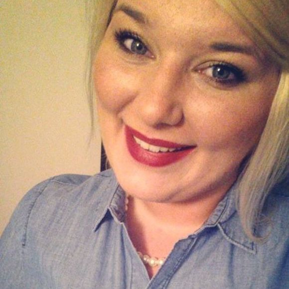 Meet your Posher, Katie - Picture 1 of 1
