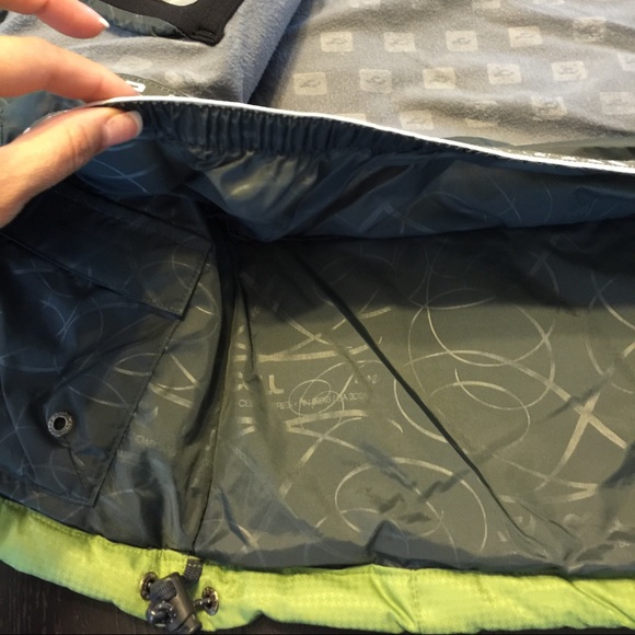 Ski Jacket! Used only twice!!!!!😄 - Picture 4 of 4