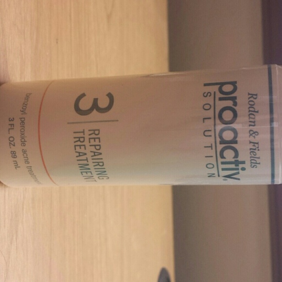 Proactiv step 2 and 3 - Picture 2 of 4